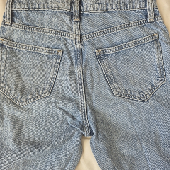 Arizona Jean Company Light Blue Kids Jeans - Picture 3 of 4